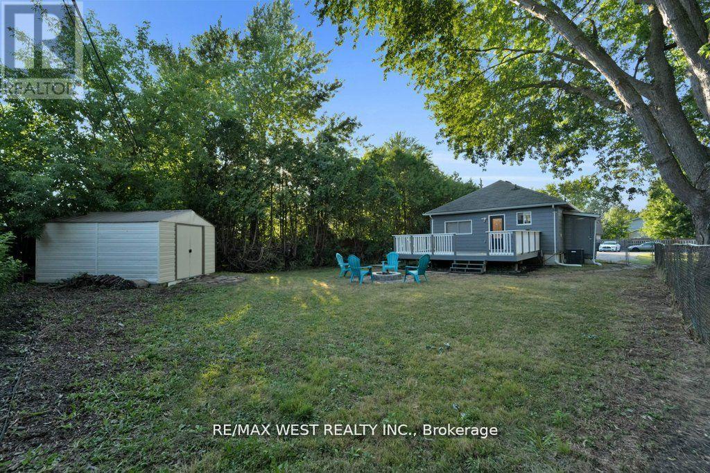 275 Pine Beach Drive, Georgina, Ontario  L4P 2V7 - Photo 26 - N12415159