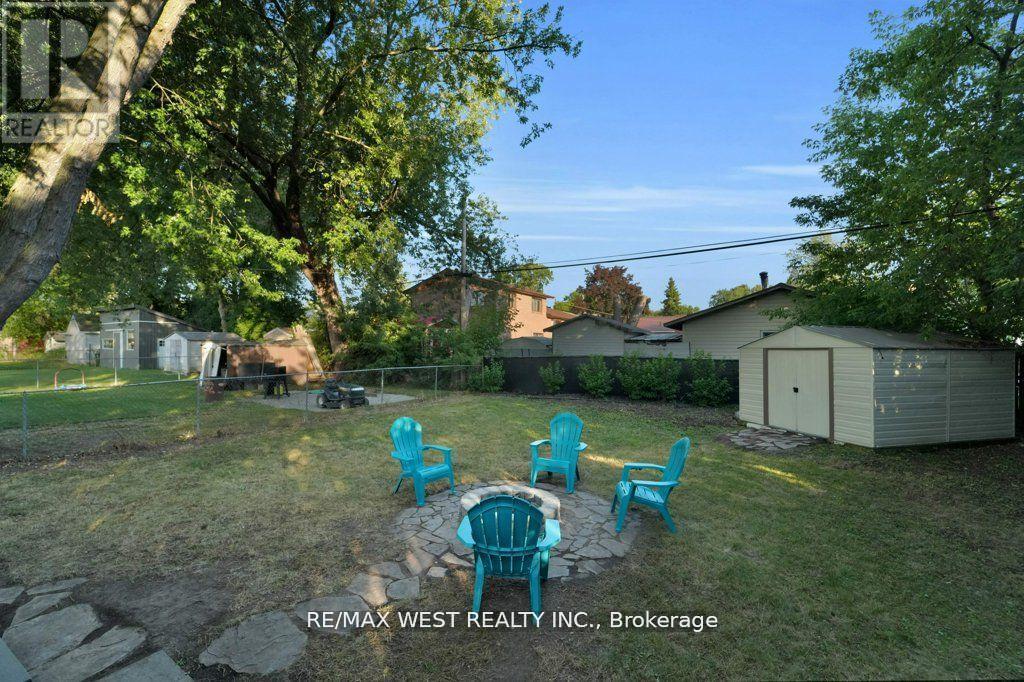 275 Pine Beach Drive, Georgina, Ontario  L4P 2V7 - Photo 30 - N12415159
