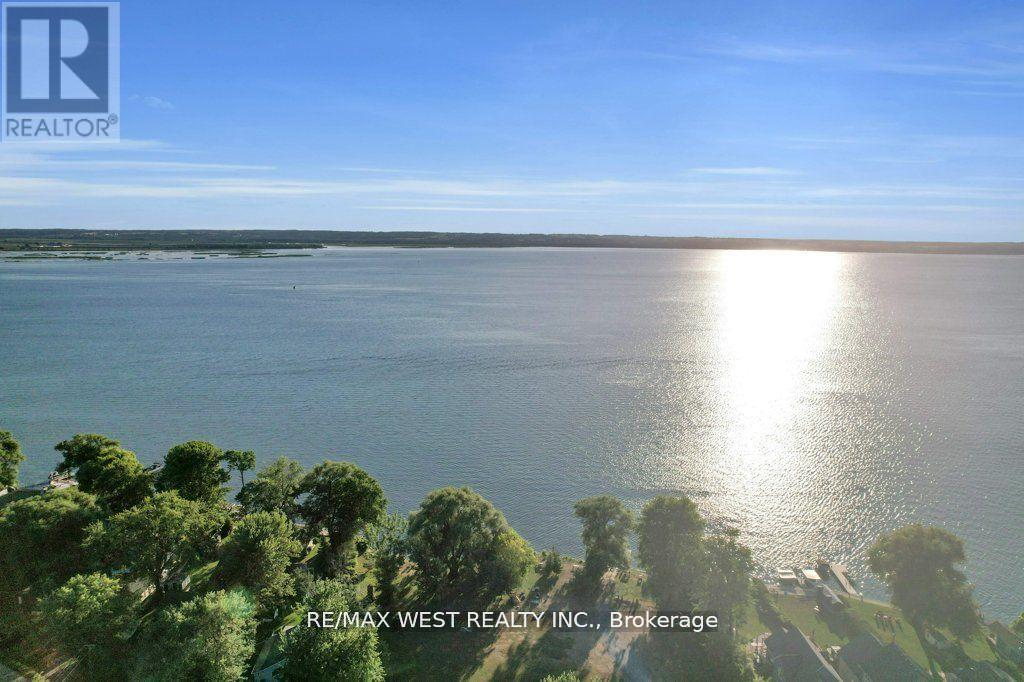 275 Pine Beach Drive, Georgina, Ontario  L4P 2V7 - Photo 32 - N12415159
