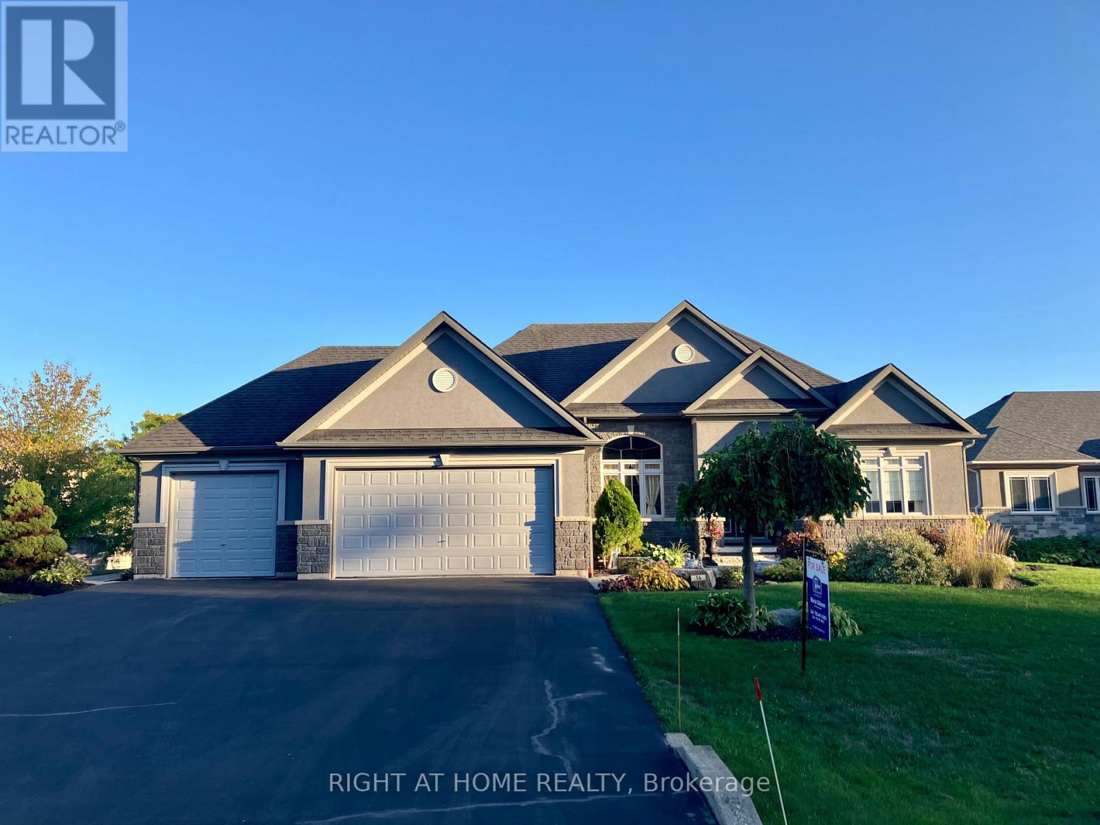 Property at 16 DEANNA DRIVE image 1