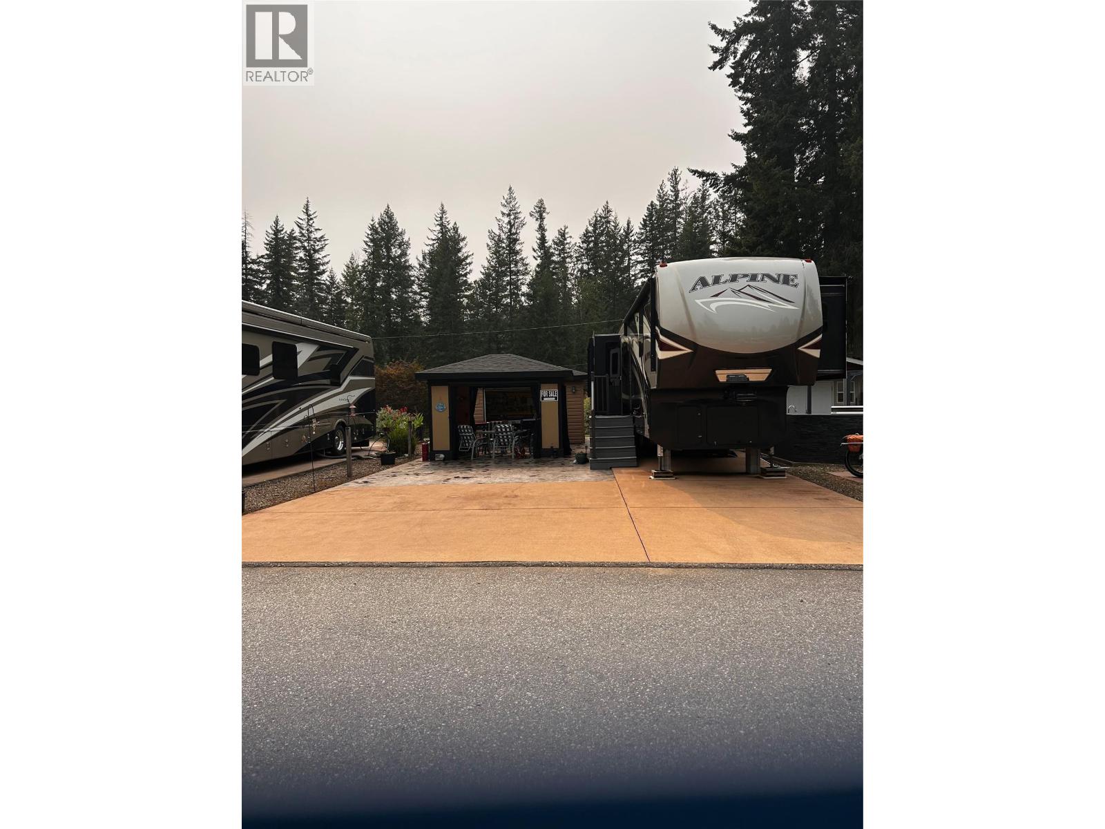3303 Mabel Lake Road Unit# 2, Enderby, British Columbia