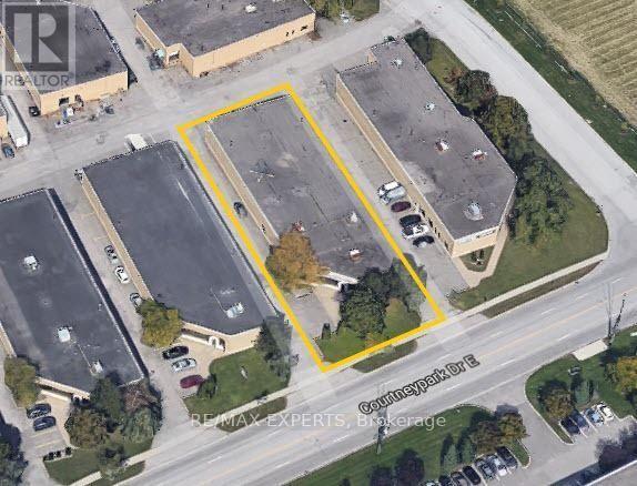 1611 COURTNEYPARK DRIVE E, Mississauga, Ontario