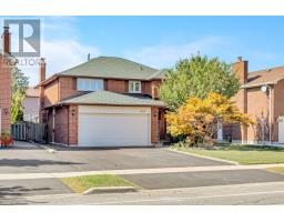 804 WILLOWBANK TRAIL, Mississauga, Ontario