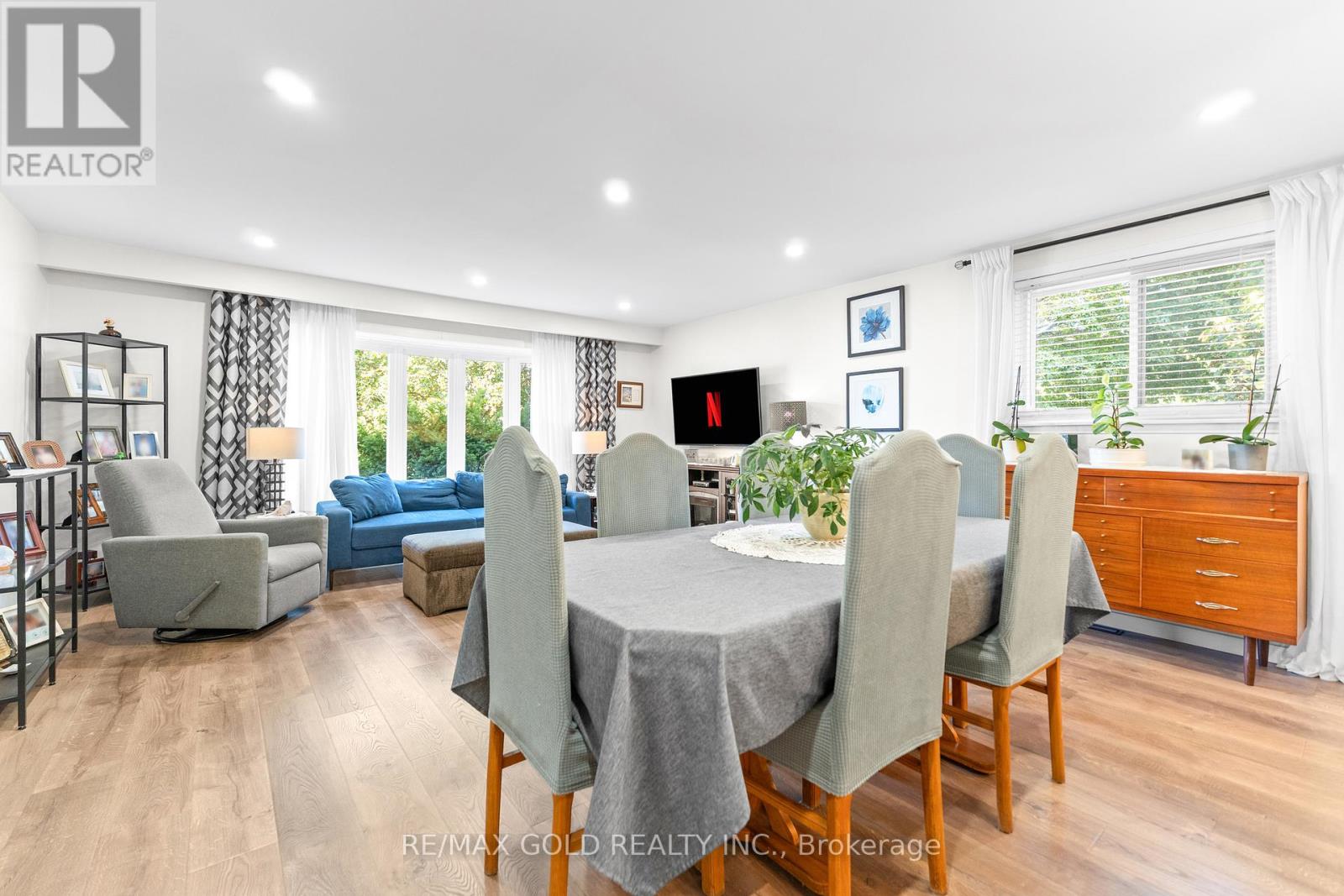 1 Greenbriar Road, Brampton, Ontario  L6S 1V4 - Photo 13 - W12415013
