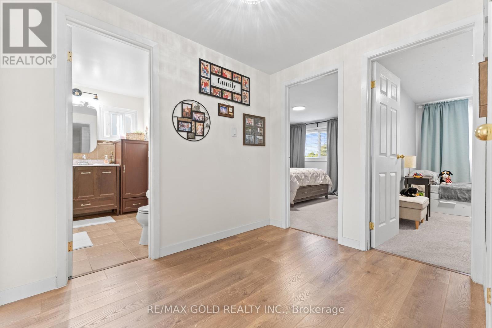 1 Greenbriar Road, Brampton, Ontario  L6S 1V4 - Photo 29 - W12415013