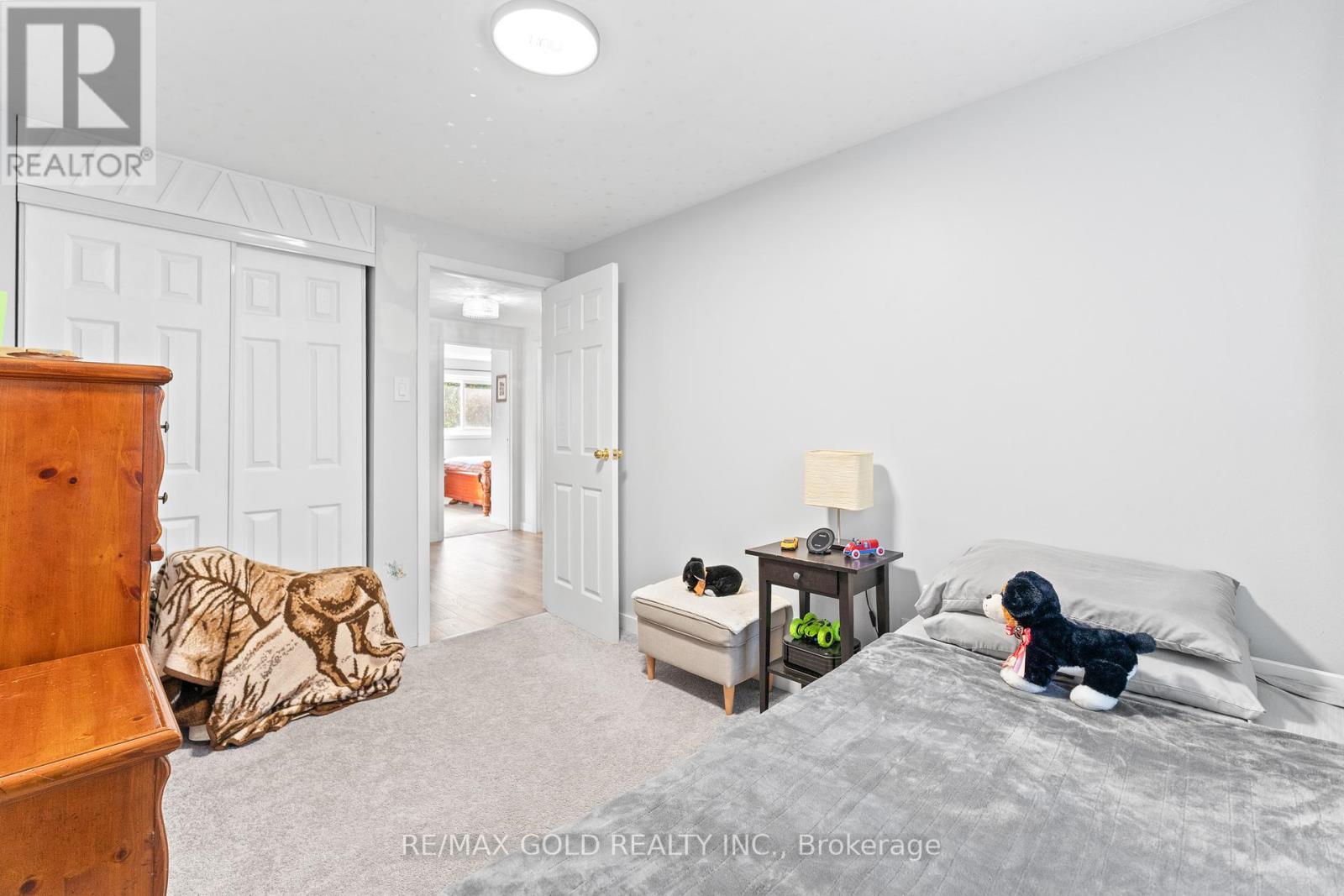 1 Greenbriar Road, Brampton, Ontario  L6S 1V4 - Photo 37 - W12415013