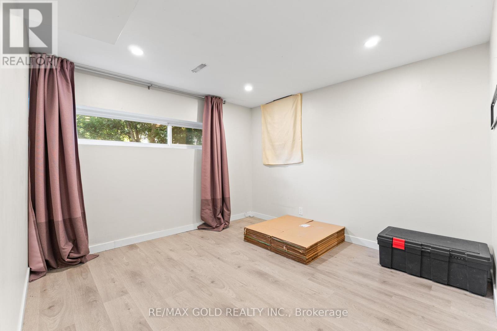 1 Greenbriar Road, Brampton, Ontario  L6S 1V4 - Photo 45 - W12415013