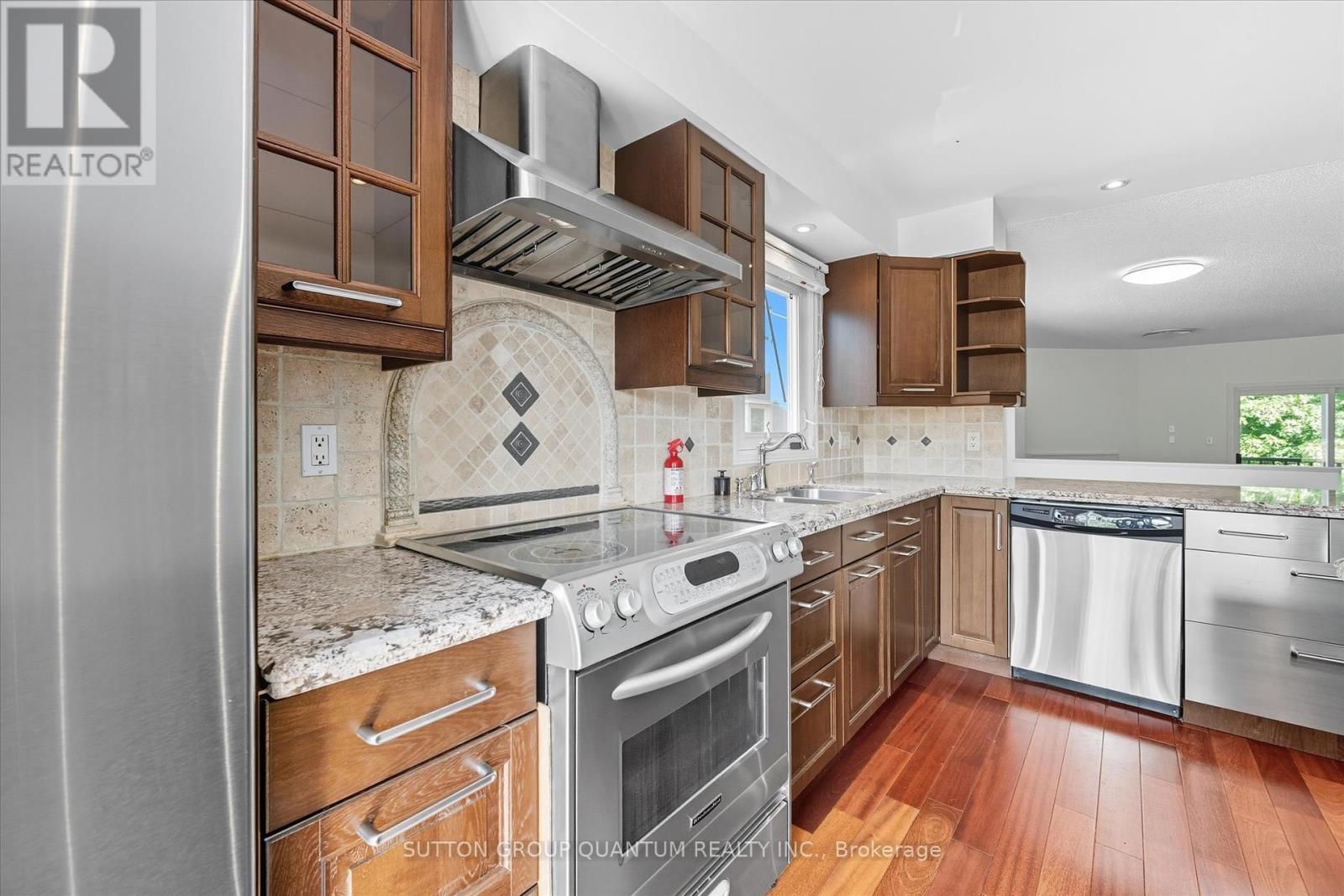 1507 Litchfield Road, Oakville, Ontario  L6H 5P4 - Photo 13 - W12415038