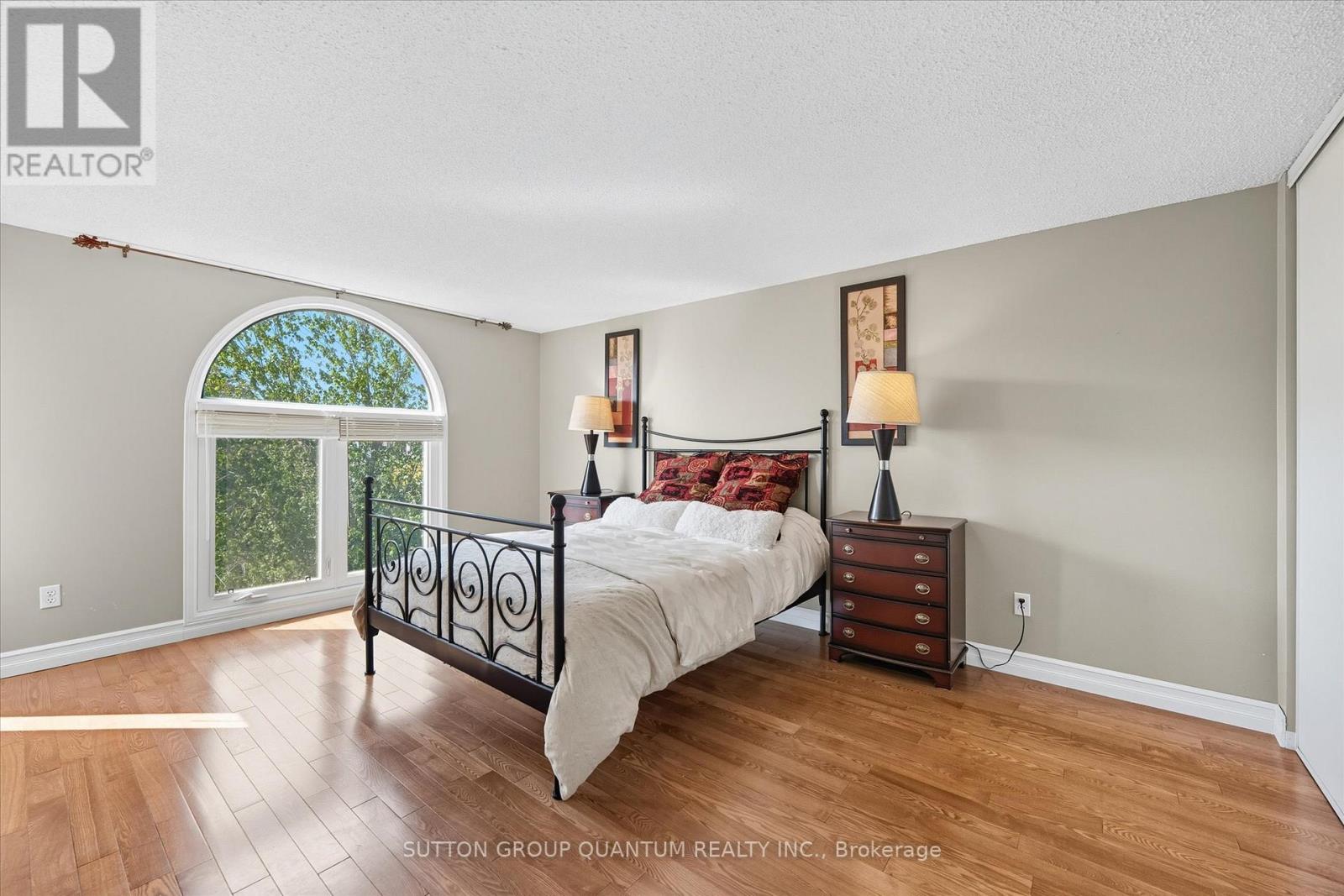 1507 Litchfield Road, Oakville, Ontario  L6H 5P4 - Photo 21 - W12415038