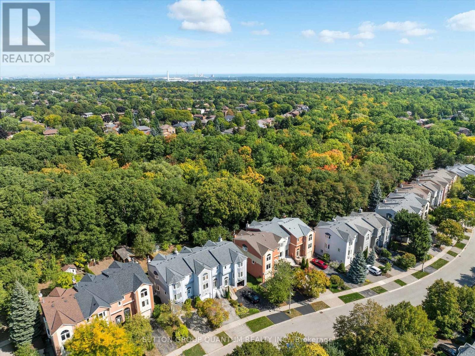 1507 Litchfield Road, Oakville, Ontario  L6H 5P4 - Photo 44 - W12415038