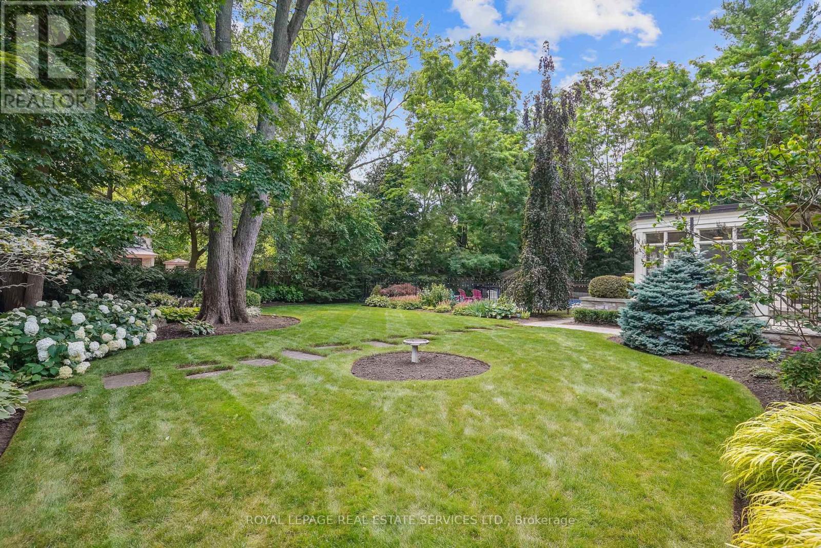 1267 Cumnock Crescent, Oakville, Ontario L6J 2N6 - Photo 44 - W12415048