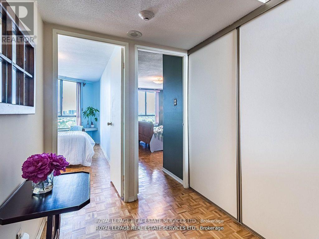 Ph 8 - 284 Mill Road, Toronto, Ontario  M9C 4W6 - Photo 12 - W12415122
