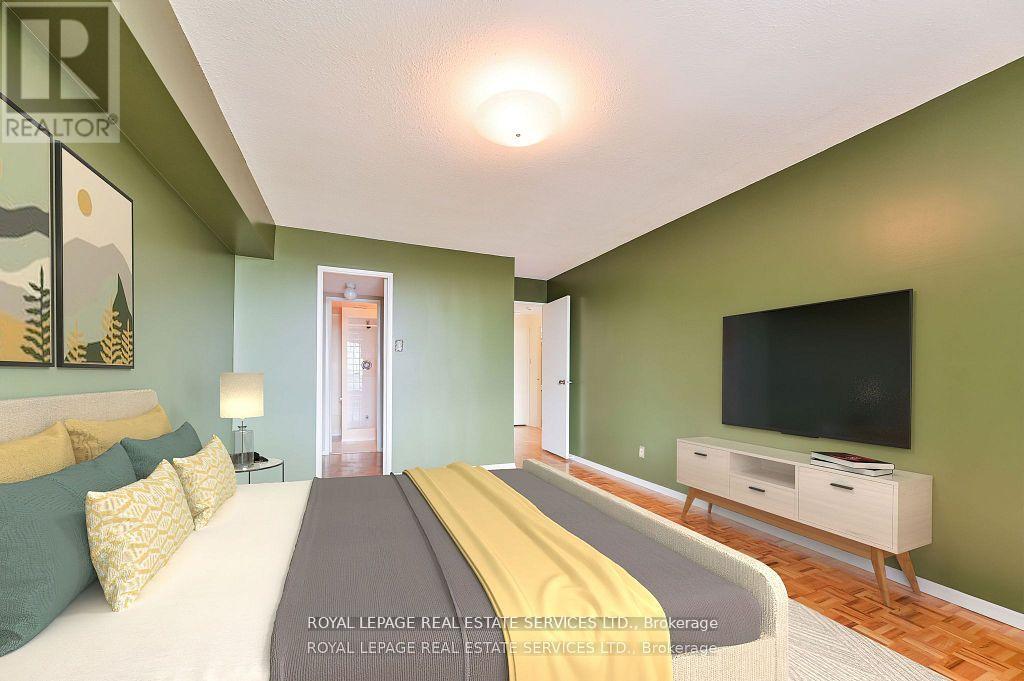 Ph 8 - 284 Mill Road, Toronto, Ontario  M9C 4W6 - Photo 6 - W12415122