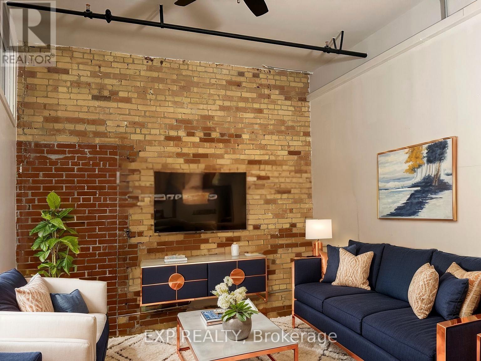 103 - 2480 Dundas Street W, Toronto, Ontario  M6P 1W9 - Photo 15 - W12415163
