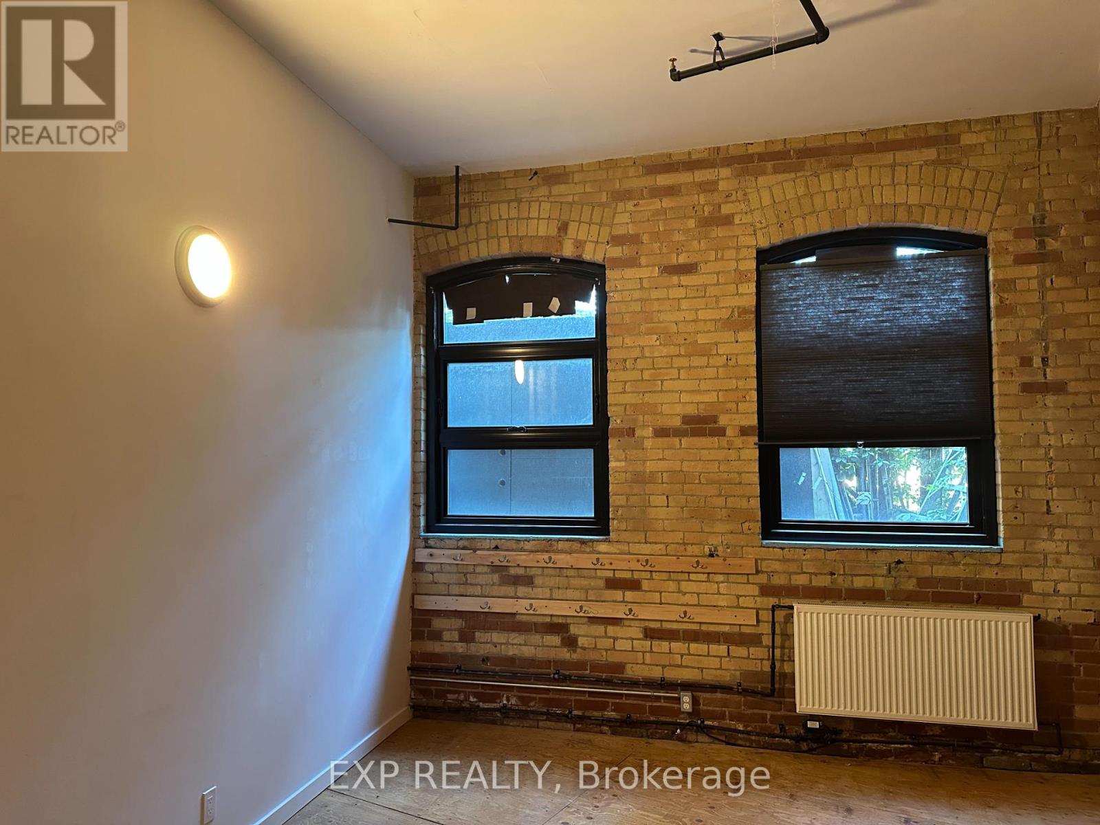103 - 2480 Dundas Street W, Toronto, Ontario  M6P 1W9 - Photo 20 - W12415163
