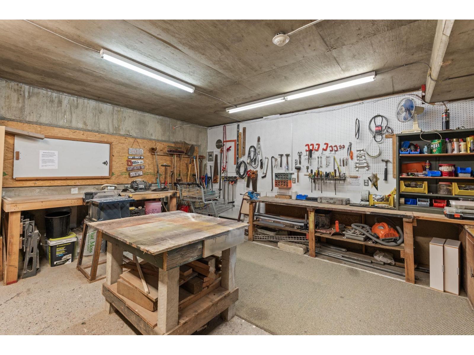 109 33233 E Bourquin Crescent, Abbotsford, British Columbia  V2S 1Y2 - Photo 36 - R3049218