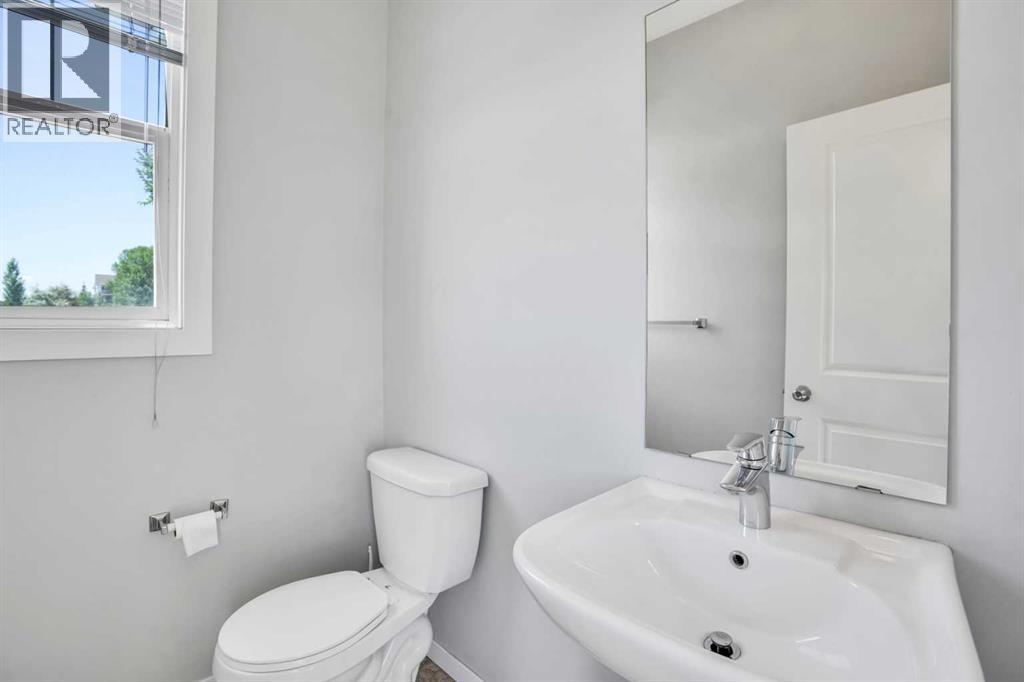 178 New Brighton Point Se, Calgary, Alberta  T2Z 1B7 - Photo 17 - A2253283