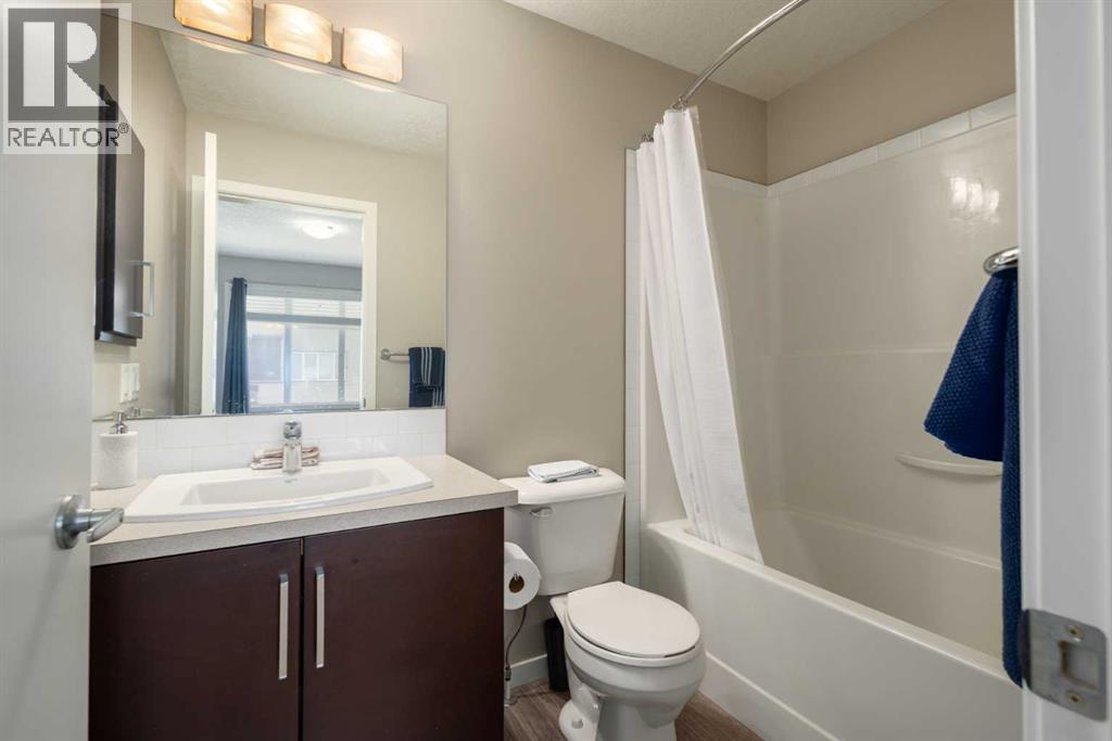 107 Copperpond Villas Se, Calgary, Alberta  T2Z 5B9 - Photo 29 - A2258480