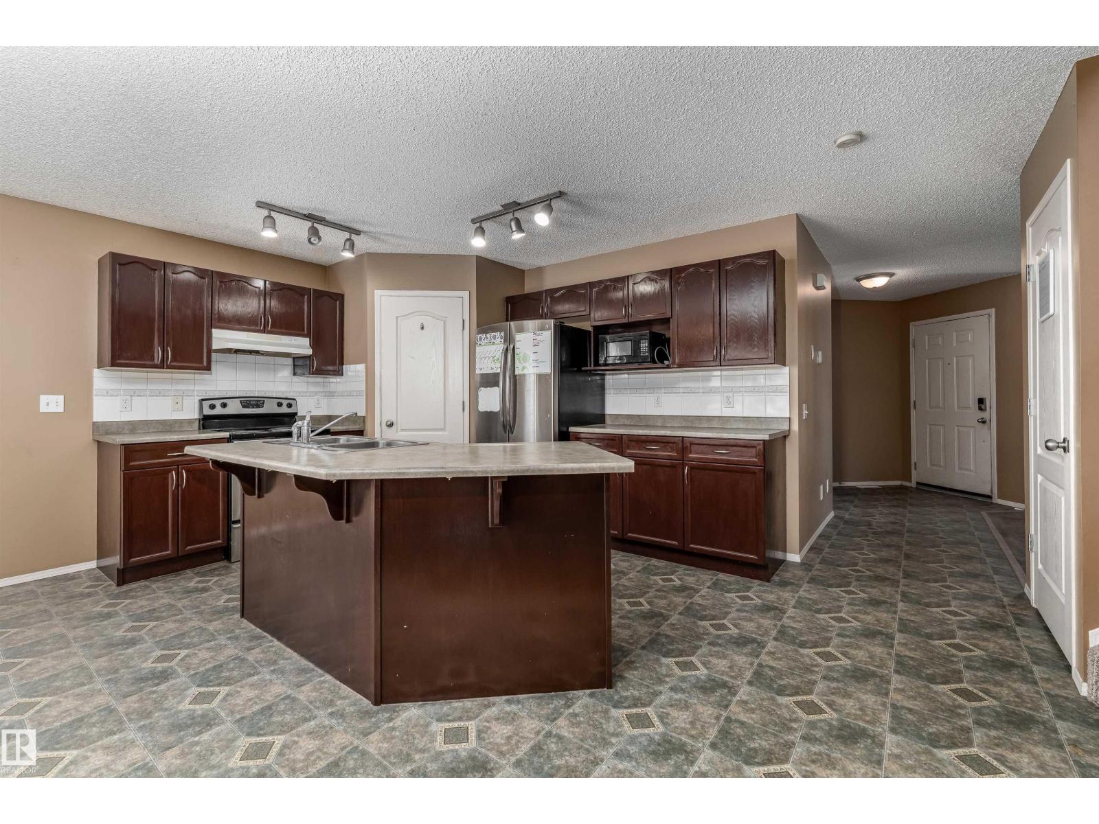 64 Leyland Wy, Spruce Grove, Alberta  T7X 4P2 - Photo 11 - E4458565