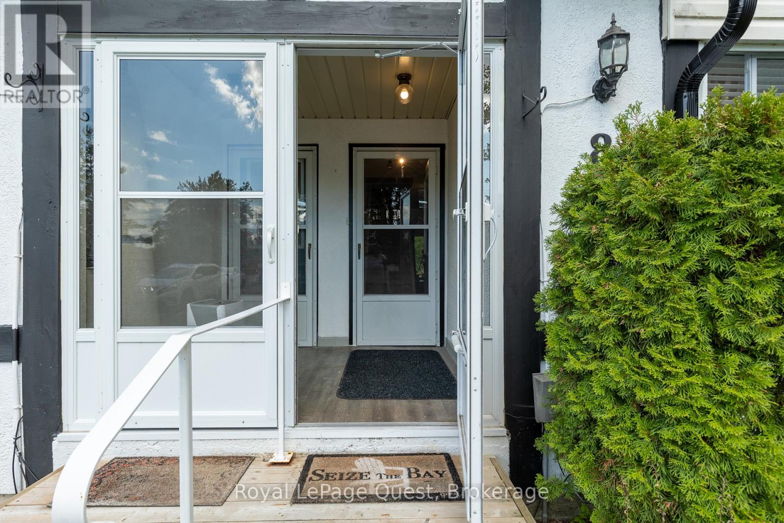 8 - 81 Laguna Parkway, Ramara, Ontario  L0K 1B0 - Photo 4 - S12415131