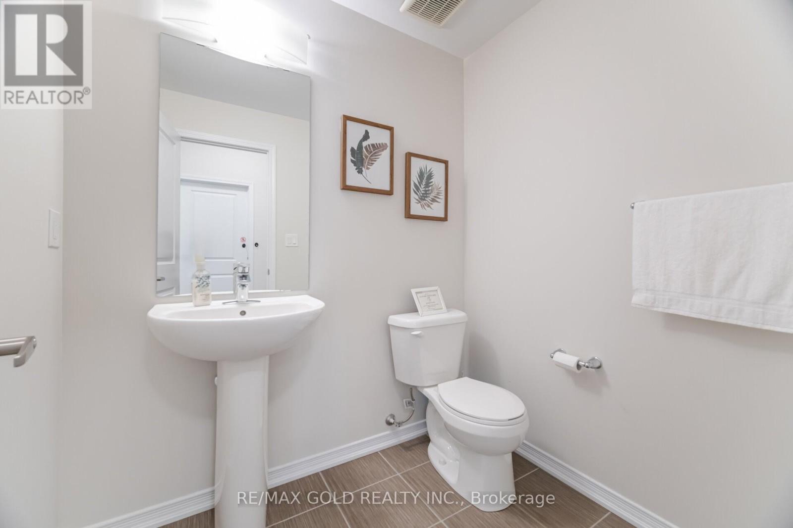 3 Sara Drive, Thorold, Ontario  L3B 0G2 - Photo 10 - X12415029