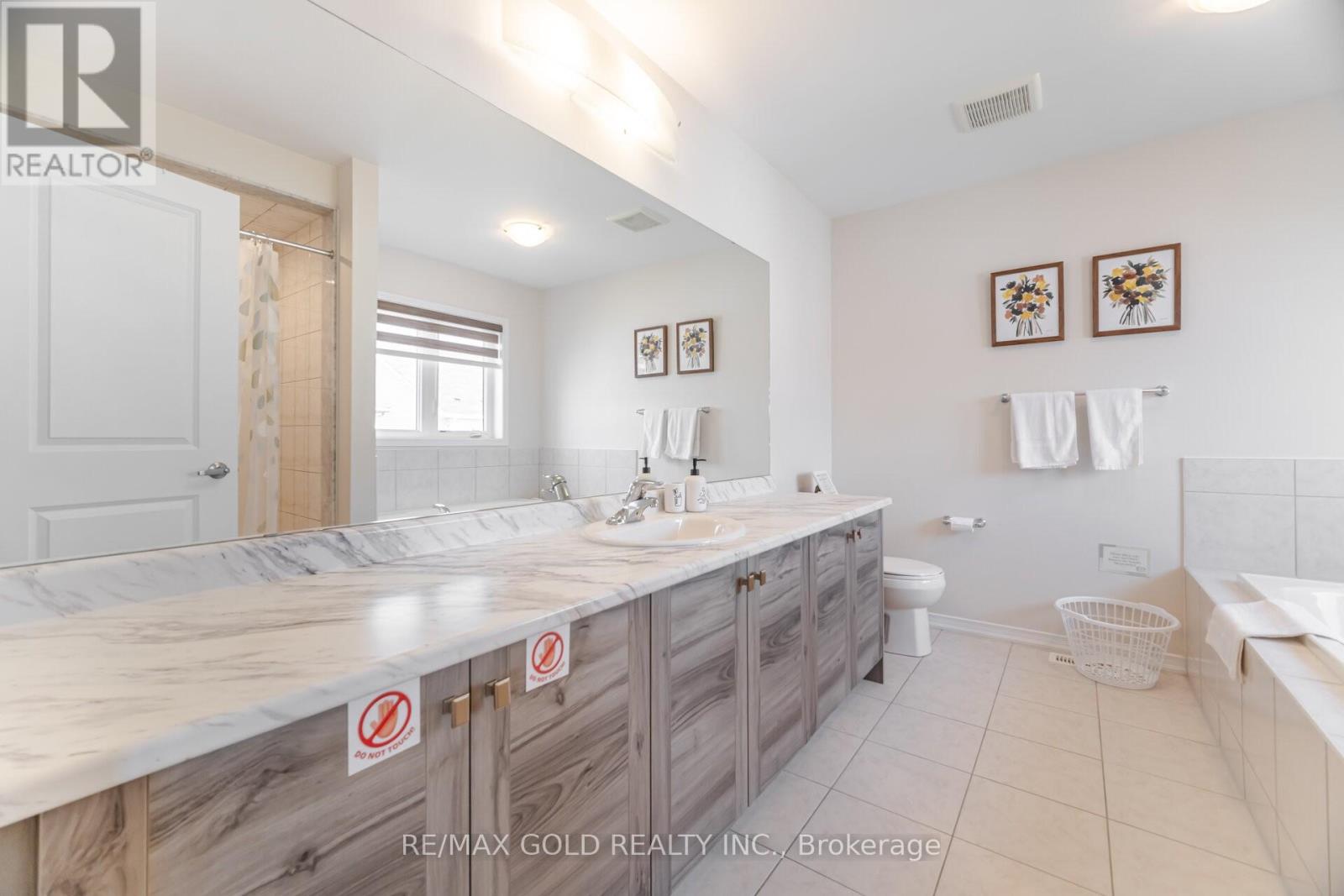 3 Sara Drive, Thorold, Ontario  L3B 0G2 - Photo 16 - X12415029