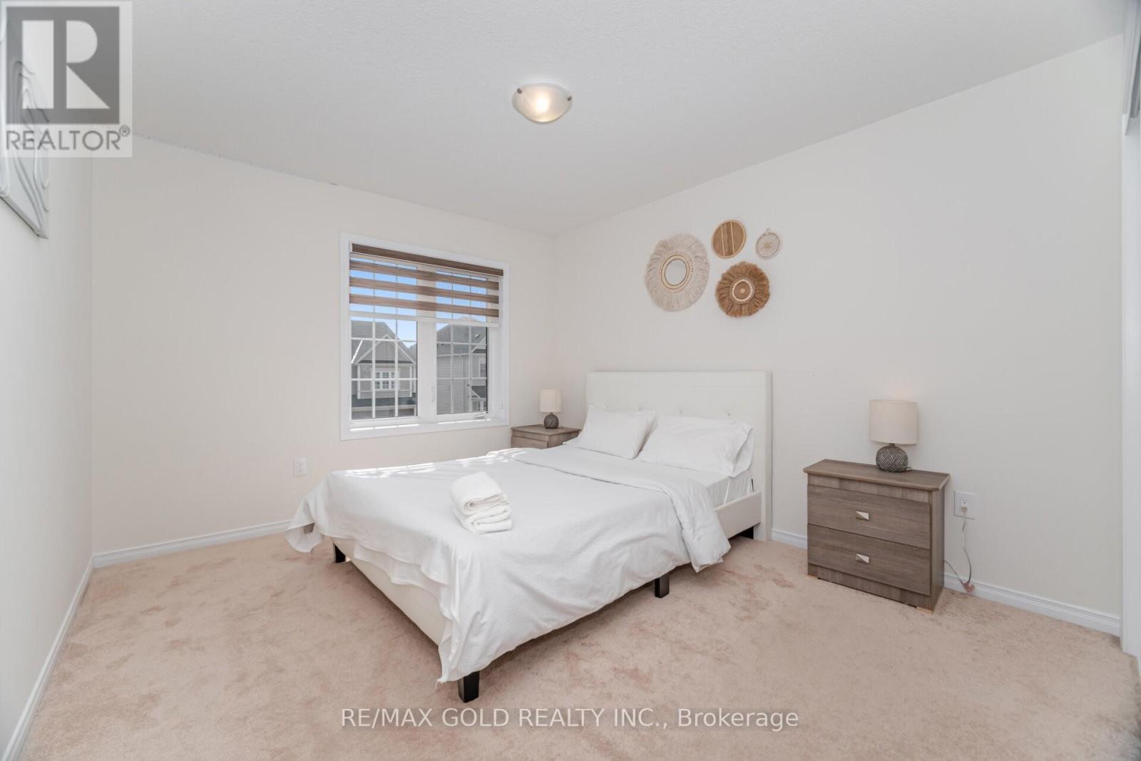3 Sara Drive, Thorold, Ontario  L3B 0G2 - Photo 17 - X12415029
