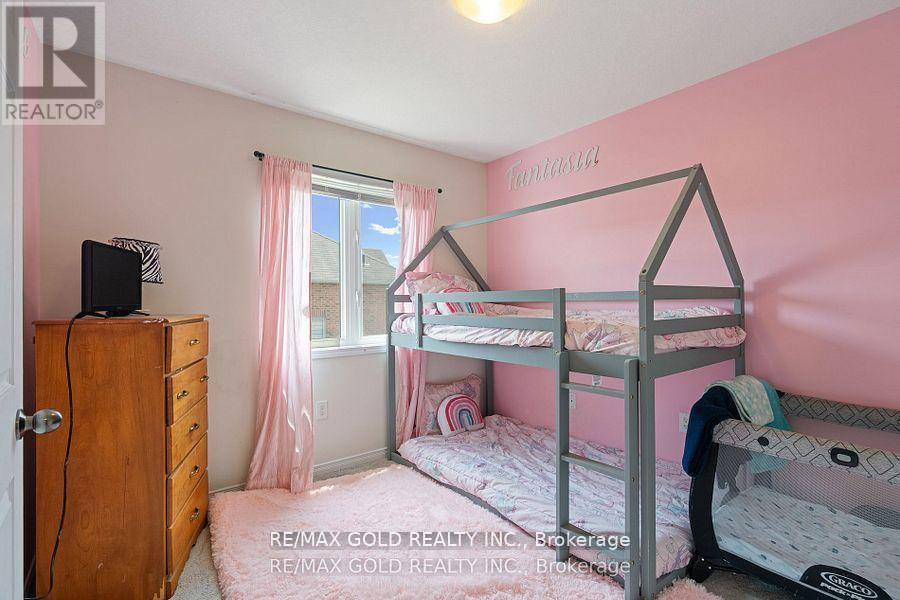 8541 Nightshade Street, Niagara Falls, Ontario  L2H 0K9 - Photo 18 - X12415072