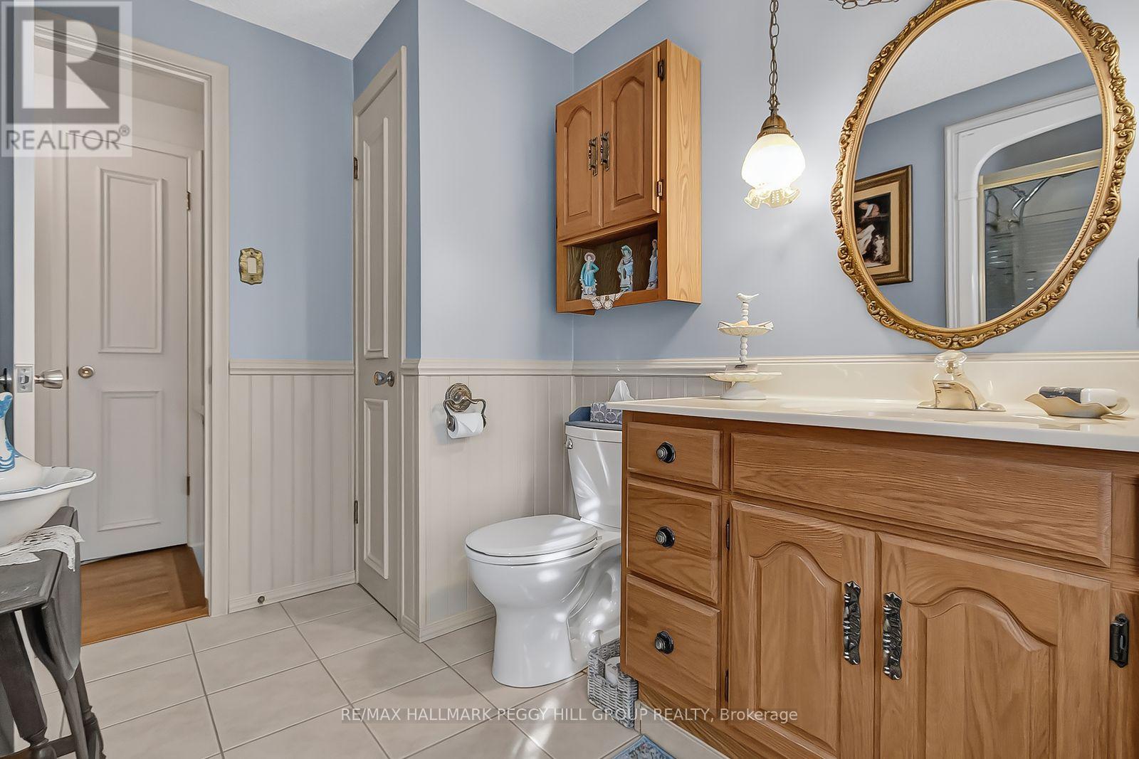 1 Jason Court, London South, Ontario  N6J 2B9 - Photo 12 - X12415116