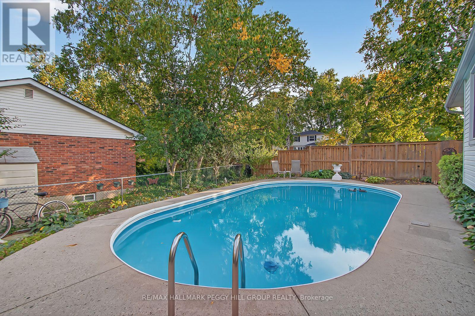 1 Jason Court, London South, Ontario  N6J 2B9 - Photo 15 - X12415116