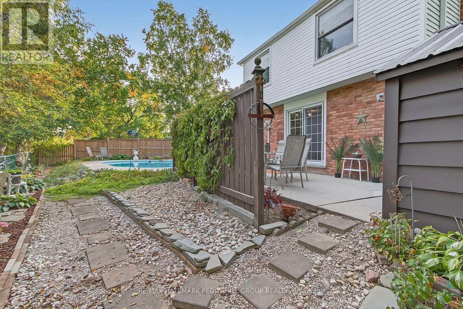 1 Jason Court, London South, Ontario  N6J 2B9 - Photo 17 - X12415116