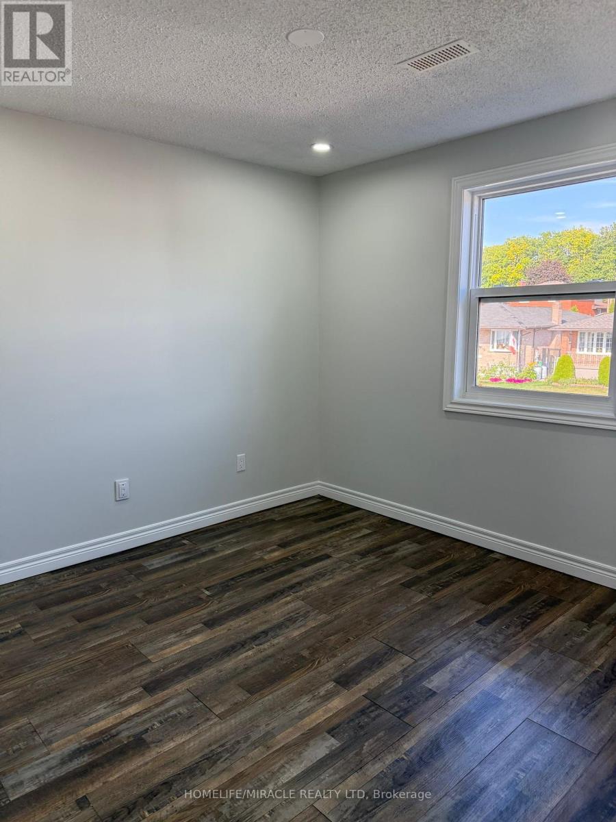 128 Stonyburn Crescent, Cambridge, Ontario  N1R 7X3 - Photo 15 - X12415120