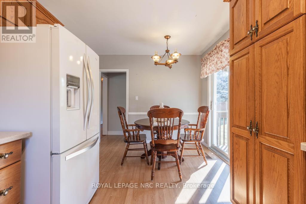 10 Ridgeview Avenue, St. Catharines, Ontario  L2M 6B3 - Photo 10 - X12415128