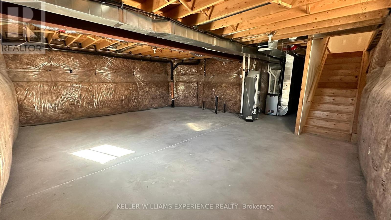 101 Addison Street, Blue Mountains, Ontario  N0H 1J0 - Photo 35 - X12415146