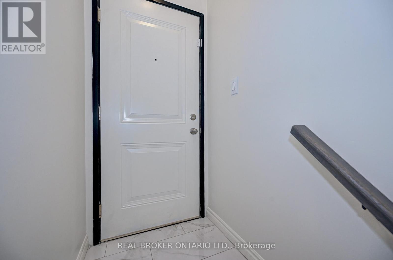 4a - 164 Heiman Street, Kitchener, Ontario  N2M 3L9 - Photo 2 - X12415162