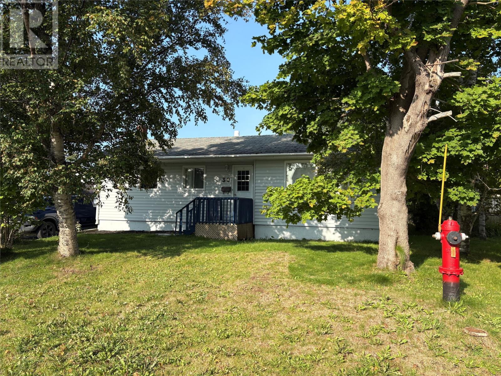 30 Alcock Crescent, Gander, Newfoundland & Labrador  A0G 3A0 - Photo 1 - 1290292