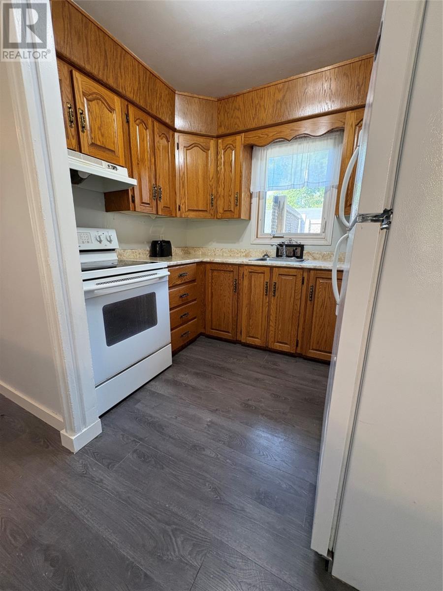 30 Alcock Crescent, Gander, Newfoundland & Labrador  A0G 3A0 - Photo 9 - 1290292