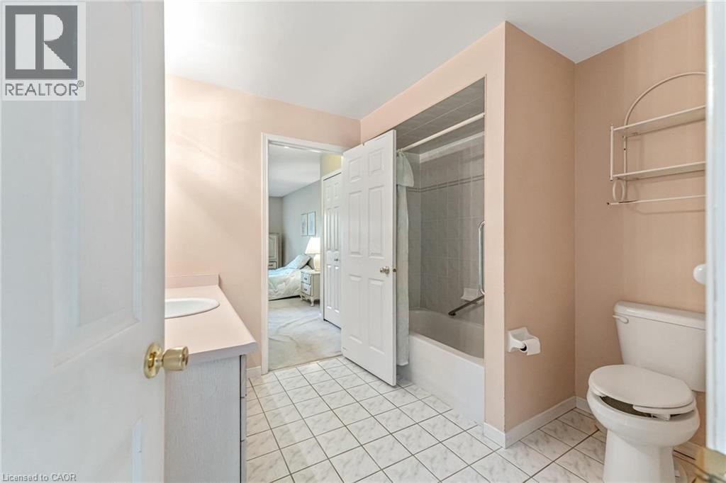 25 Kitty Murray Lane Unit# 17, Ancaster, Ontario  L9K 1L3 - Photo 13 - 40771756