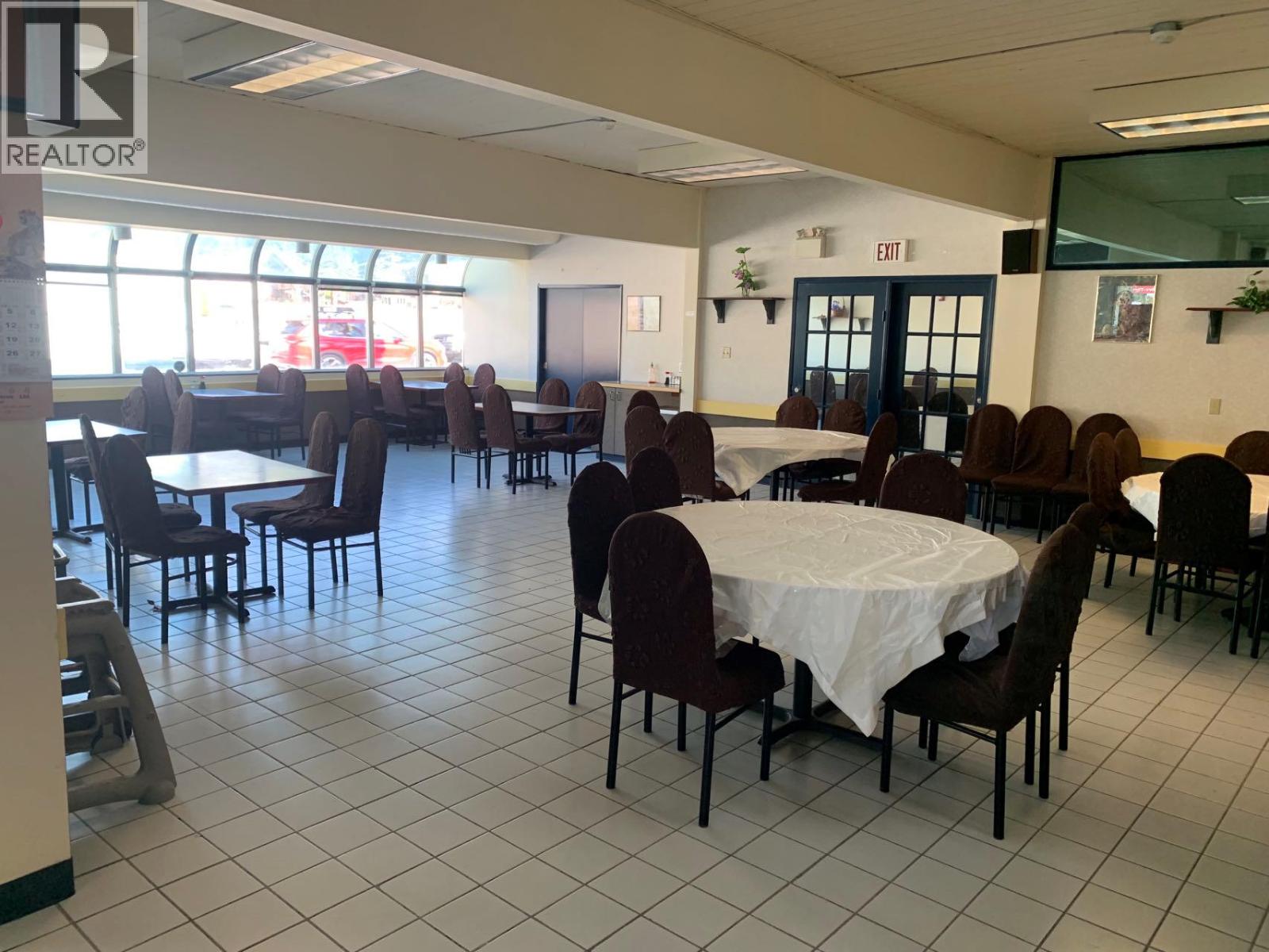 1205 Trans Canada Highway, Golden, British Columbia  V0A 1H1 - Photo 6 - 10363554