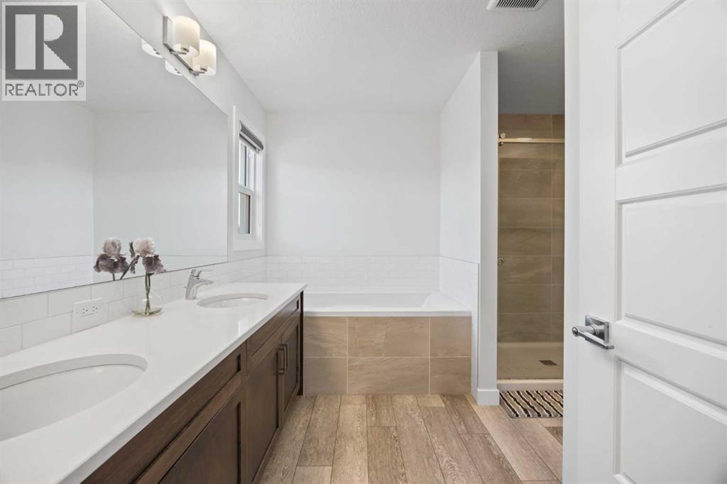 105 Creekstone Path Sw, Calgary, Alberta  T2X 4P7 - Photo 31 - A2239472