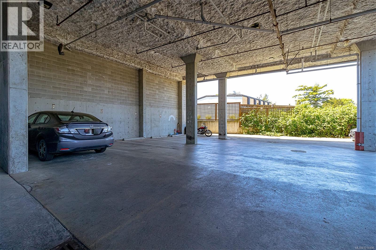 201 1008 Tillicum Rd, Esquimalt, British Columbia V9A 1Z8 - Photo 19 - 1014496