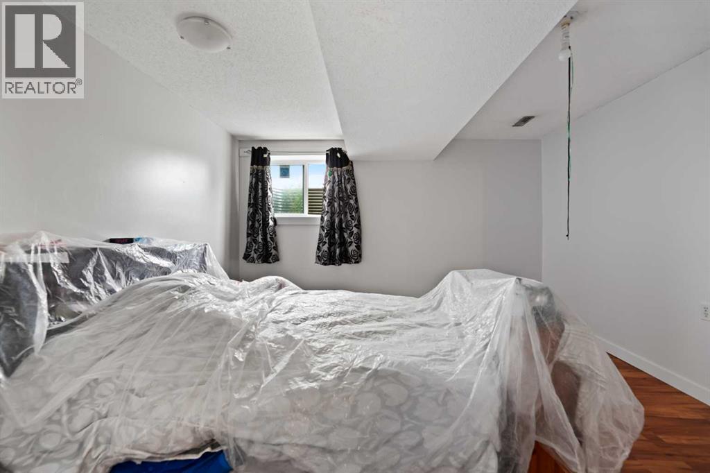143 Falton Drive Ne, Calgary, Alberta  T3J 1W7 - Photo 13 - A2242592