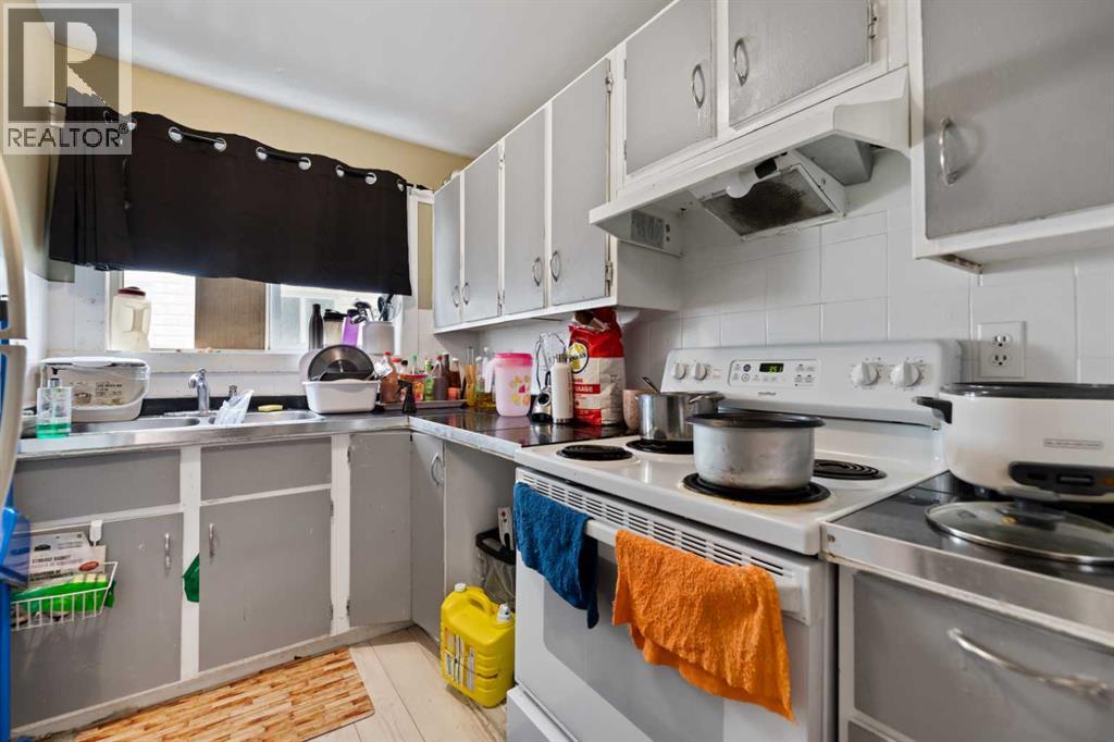 143 Falton Drive Ne, Calgary, Alberta  T3J 1W7 - Photo 4 - A2242592