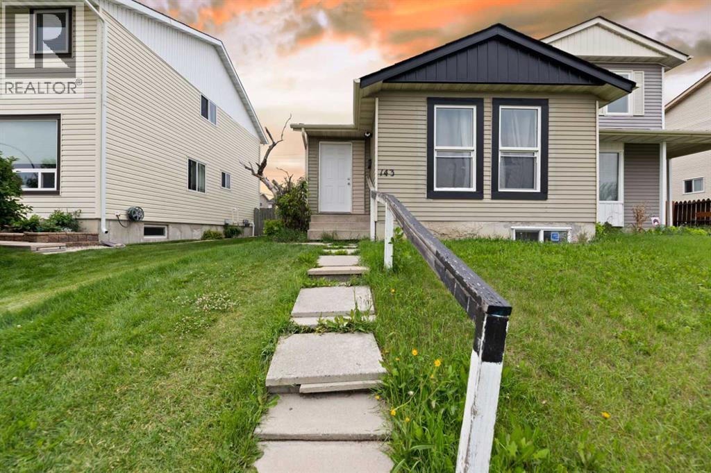 143 Falton Drive NE, Calgary, Alberta