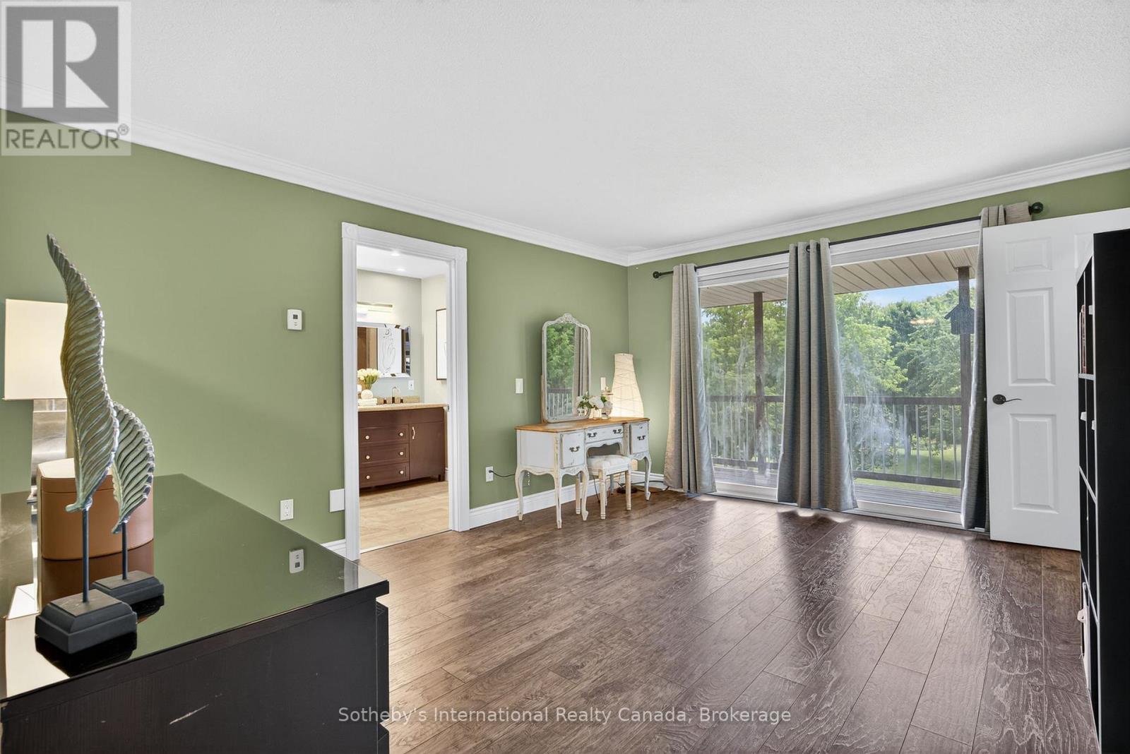 79 Caroline Street W, Clearview (Creemore), Ontario  L0M 1G0 - Photo 27 - S12415345