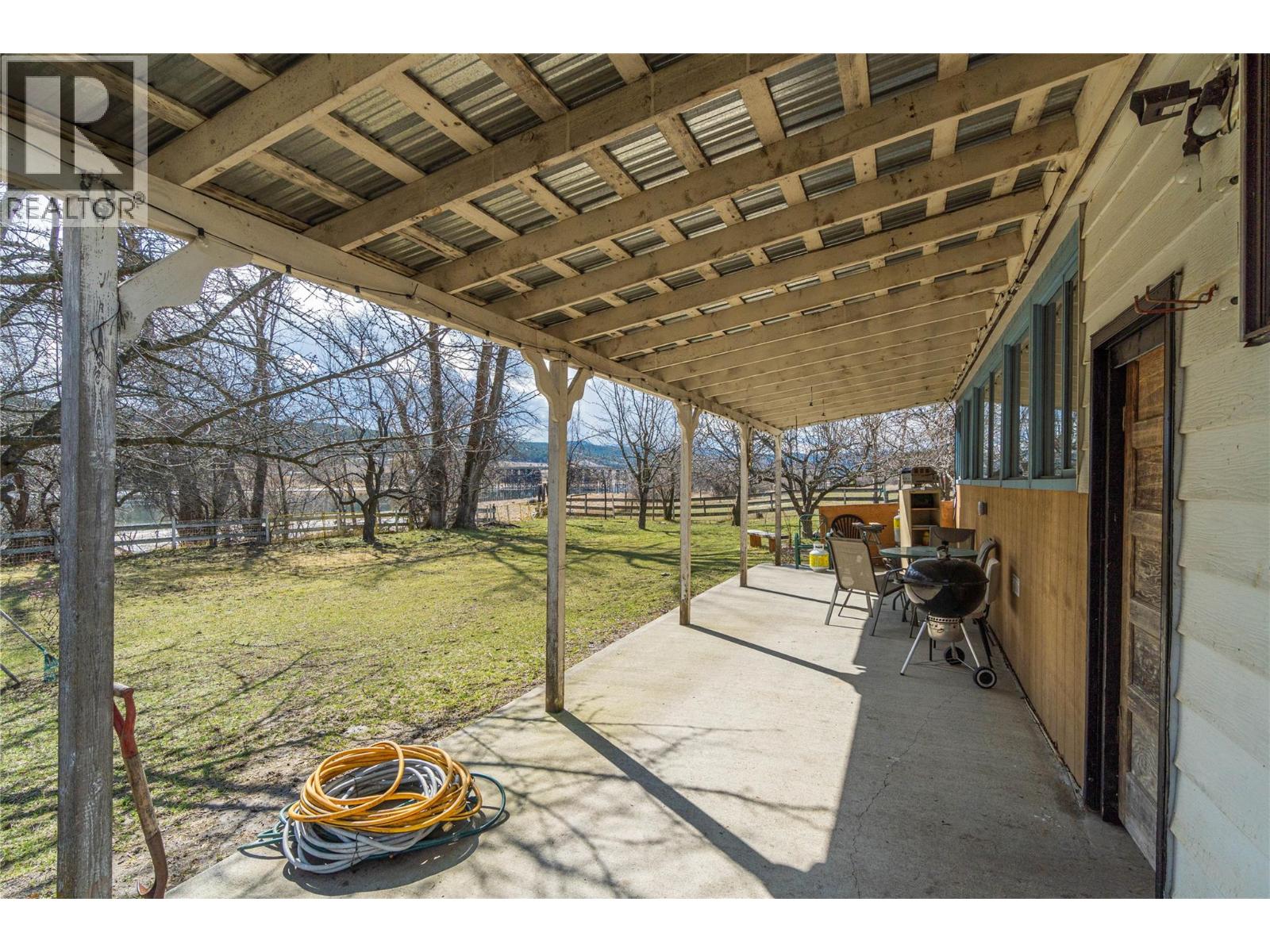 5024 Pinantan Road, Pritchard, British Columbia  V0E 2P0 - Photo 41 - 10363236