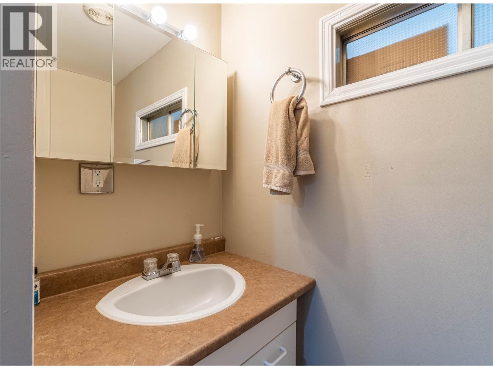 5024 Pinantan Road, Pritchard, British Columbia  V0E 2P0 - Photo 28 - 10363236