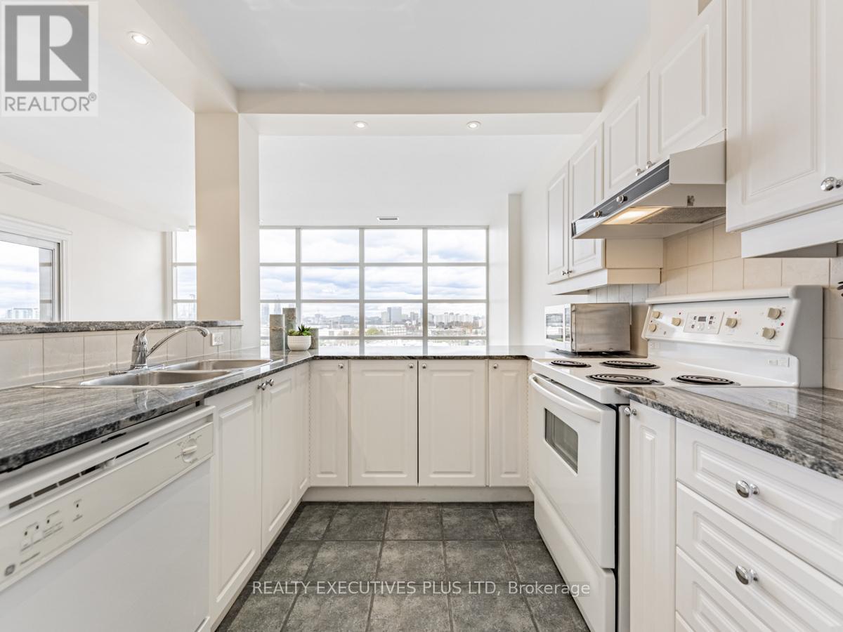 709 - 1 Leaside Park Drive, Toronto, Ontario  M4H 1R1 - Photo 11 - C12415184