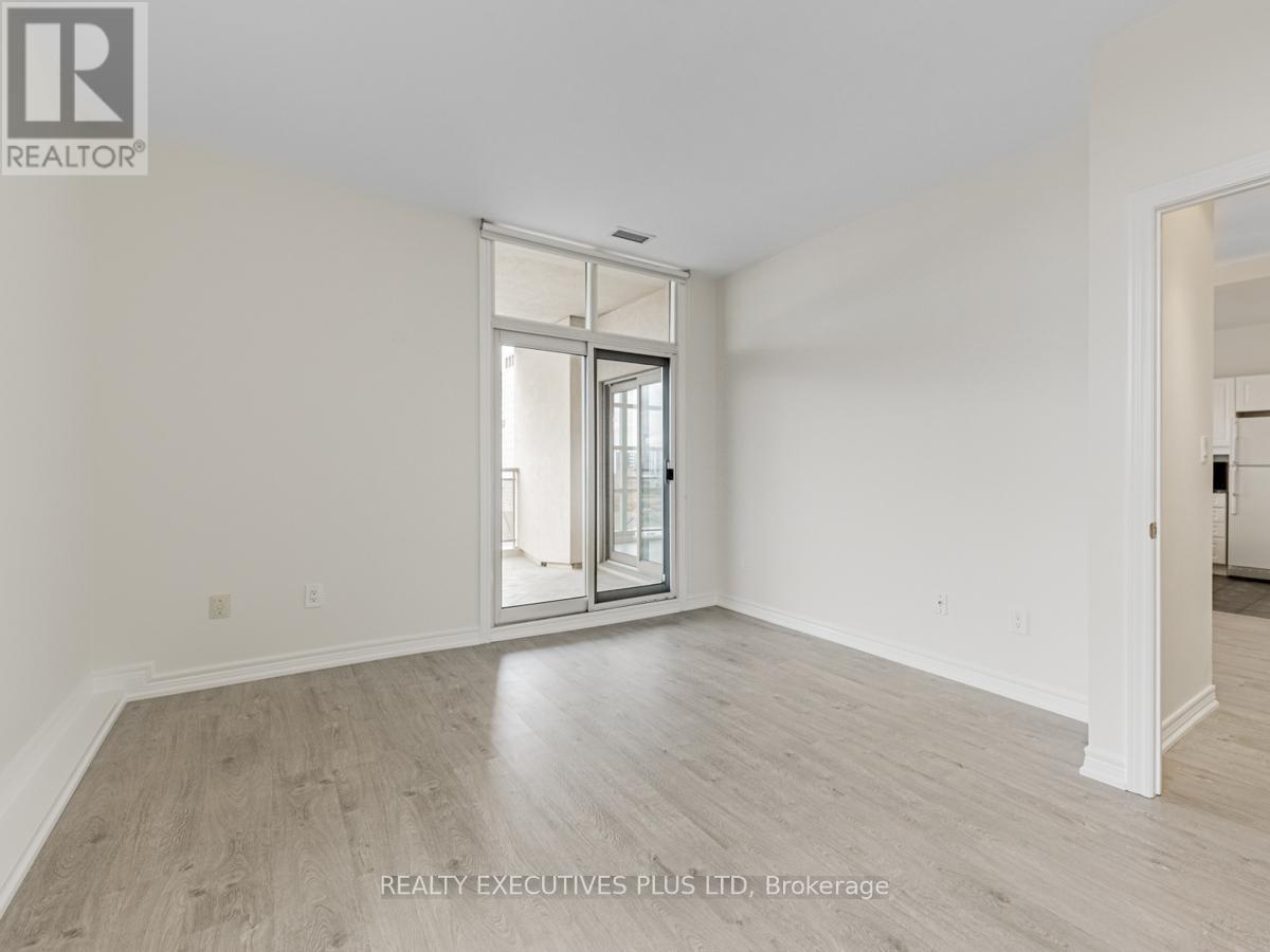 709 - 1 Leaside Park Drive, Toronto, Ontario  M4H 1R1 - Photo 22 - C12415184