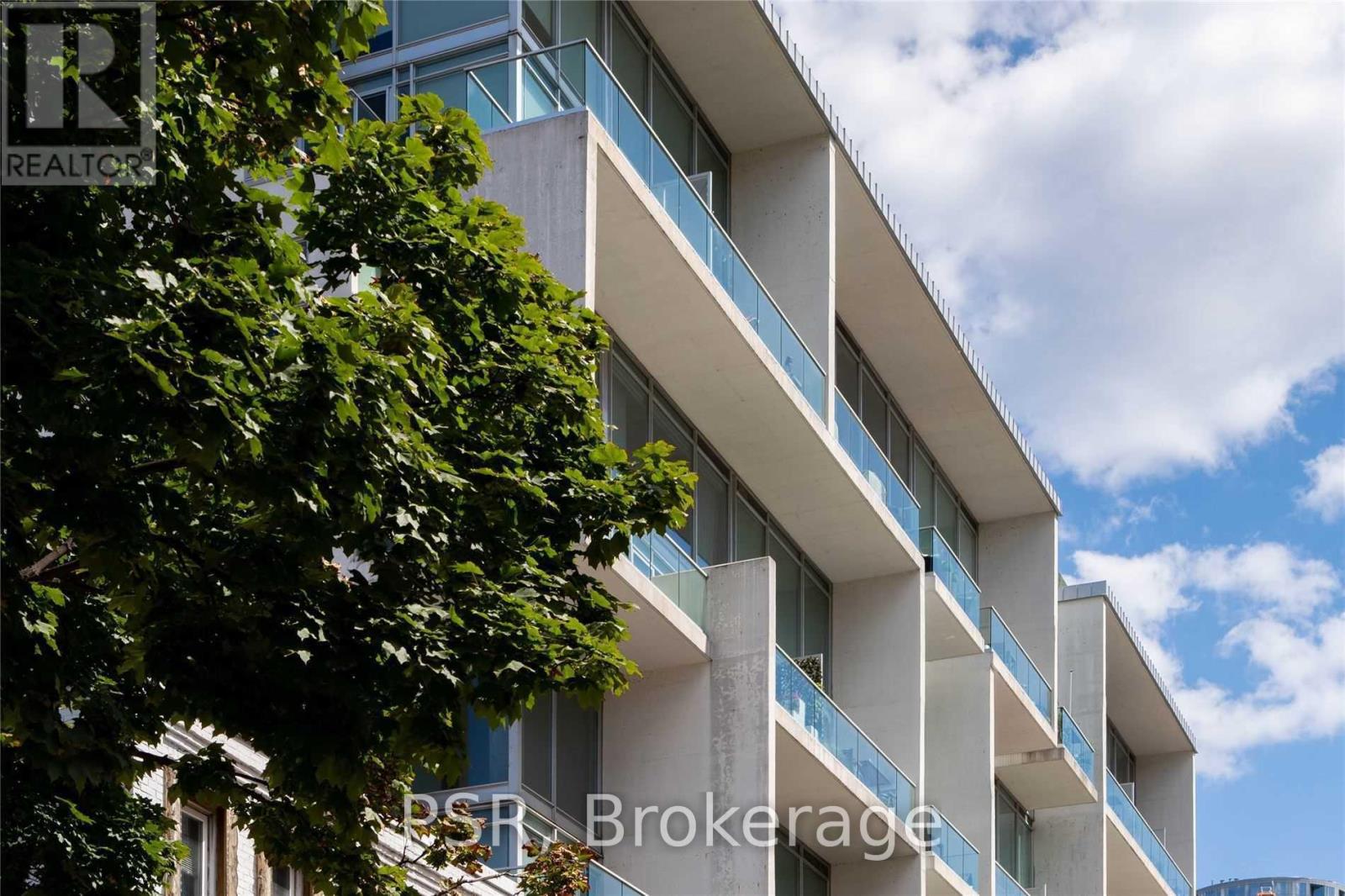 909 - 75 PORTLAND STREET, Toronto, Ontario